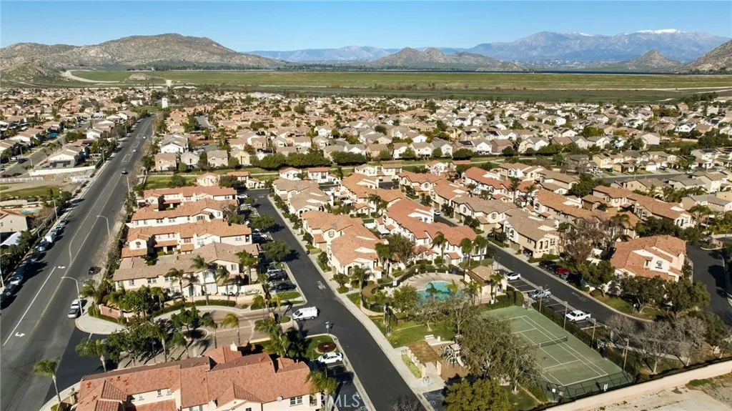 1626 Green Hills, Perris, California 92571 home-pic-22