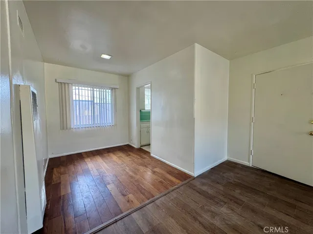 516 E Lomita Avenue 12, Glendale, California 91205