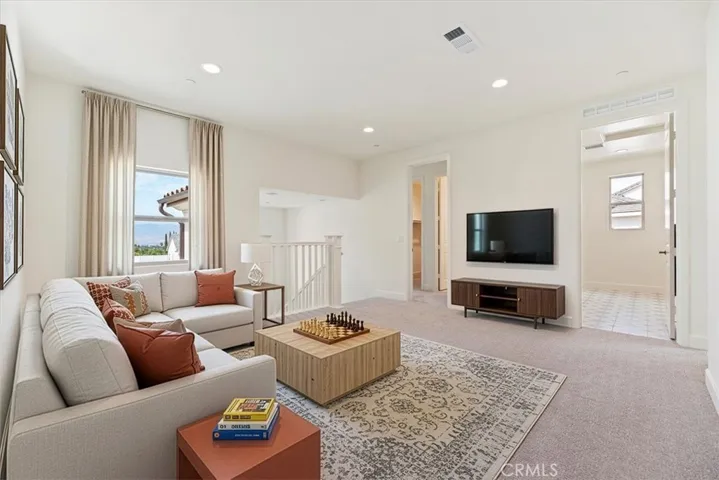 Actual home - virtually staged