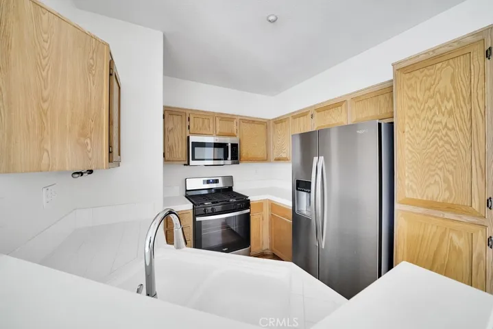 1402 Elk Grove, Irvine, California 92618