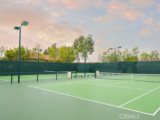 1402 Elk Grove, Irvine, California 92618