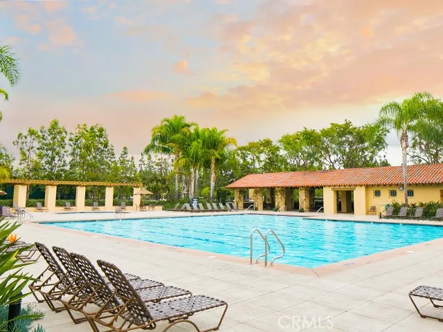 1402 Elk Grove, Irvine, California 92618