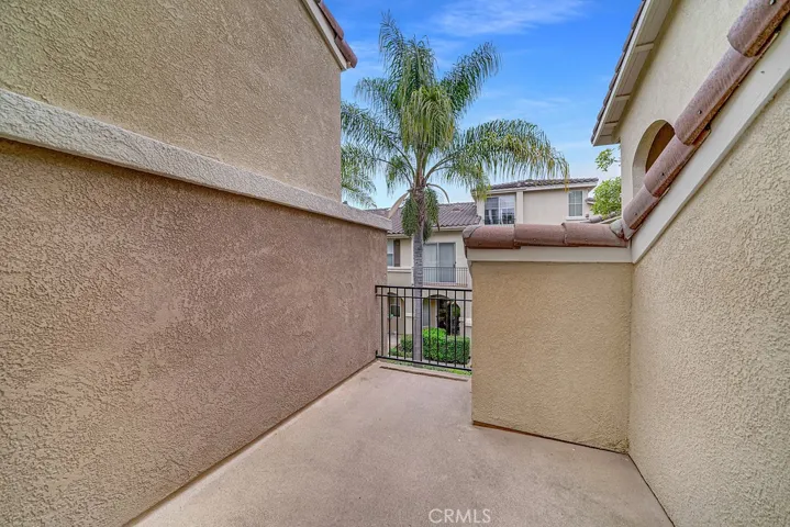 1402 Elk Grove, Irvine, California 92618