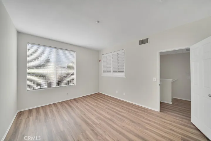 1402 Elk Grove, Irvine, California 92618