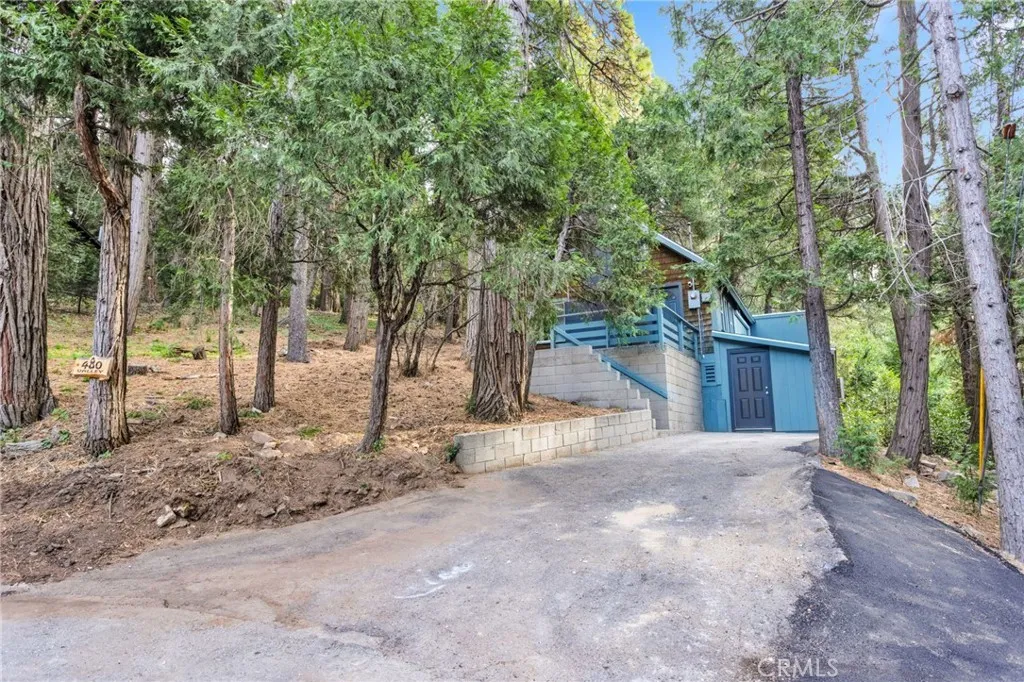 480 Valley Road, Crestline, California 92325 home-pic-23