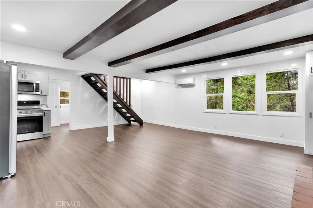 480 Valley Road, Crestline, California 92325 home-pic-6