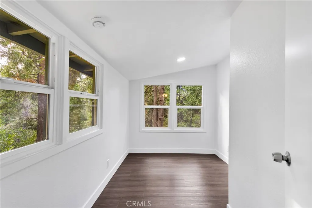 480 Valley Road, Crestline, California 92325 home-pic-18