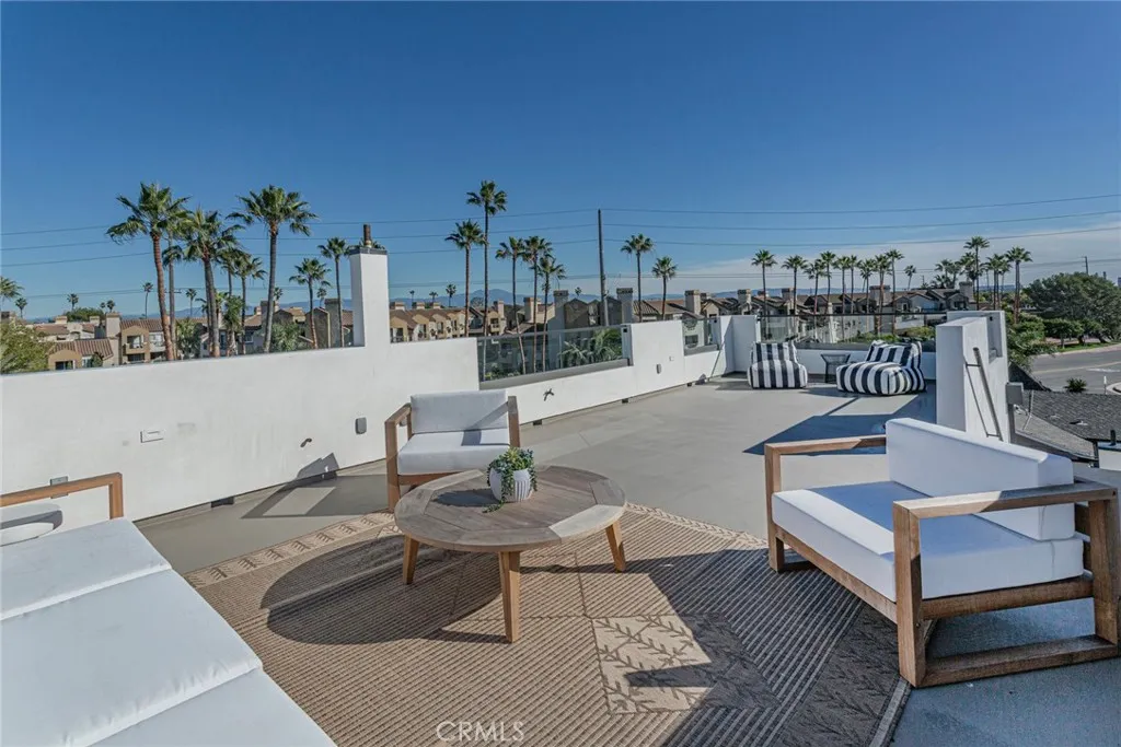 328 3rd, Huntington Beach, California 92648 home-pic-32