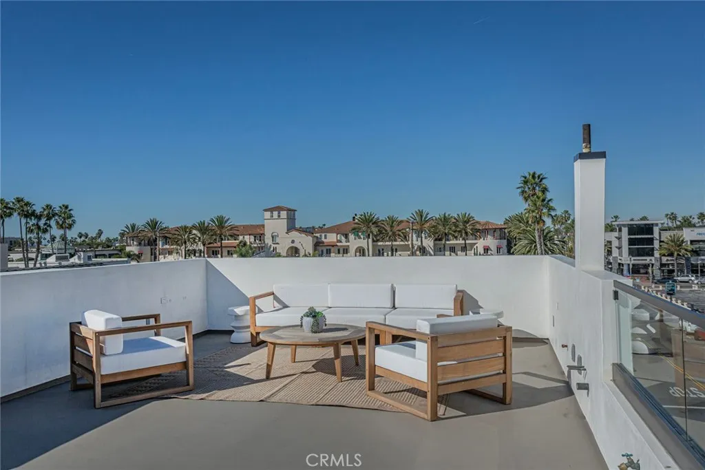 328 3rd, Huntington Beach, California 92648 home-pic-33