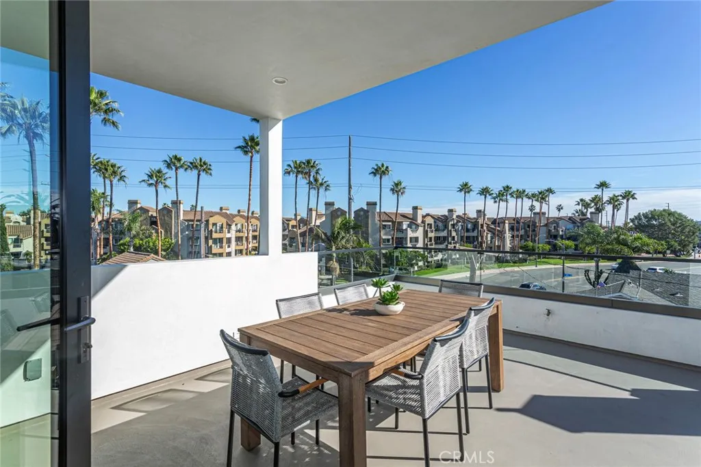 328 3rd, Huntington Beach, California 92648 home-pic-29