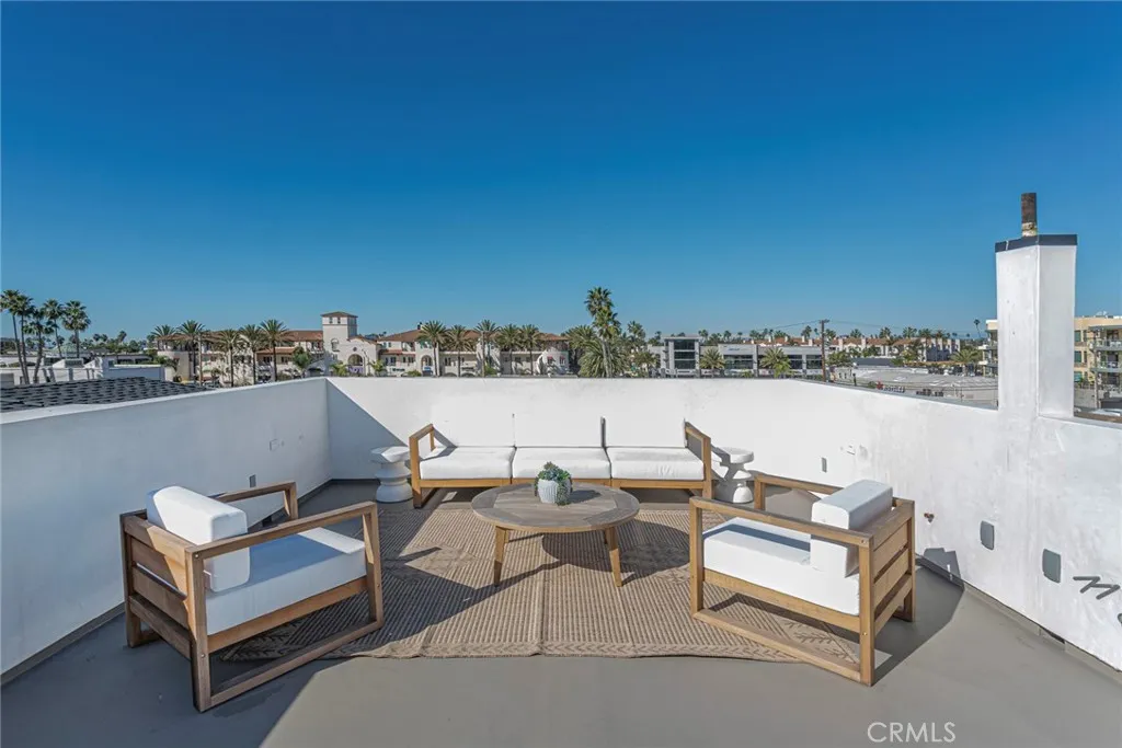 328 3rd, Huntington Beach, California 92648 home-pic-30