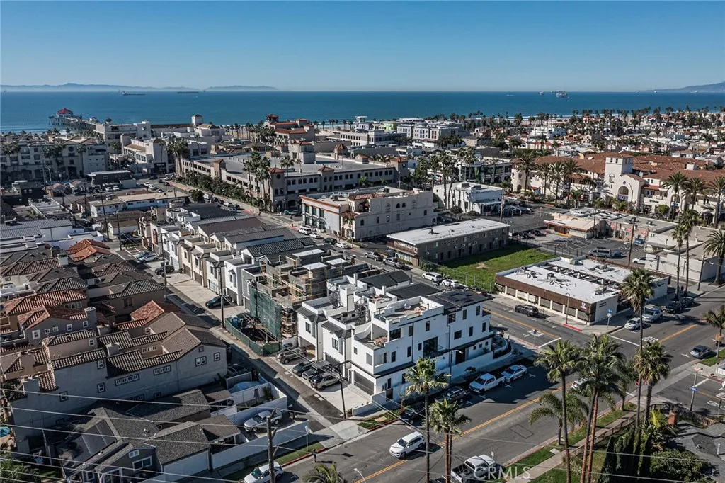 328 3rd, Huntington Beach, California 92648 home-pic-37