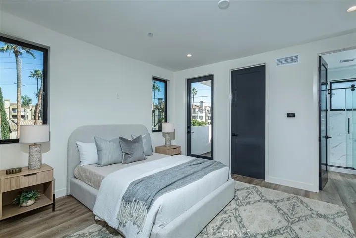 THIRD  ENSUITE BEDROOM
