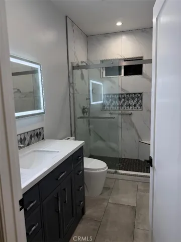 2039 Casa Grande, Pasadena, California 91104