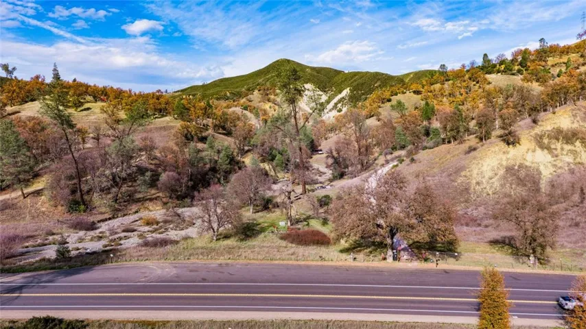 21714 Lance Road, Clearlake Oaks, California 95423
