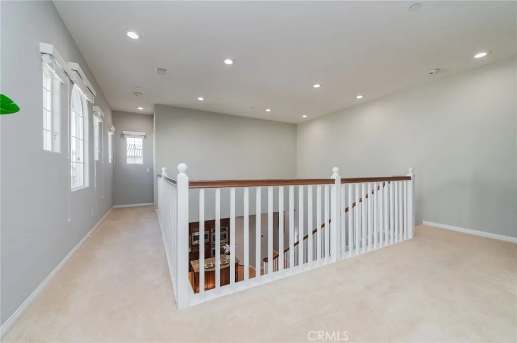 54 Shadowplay, Irvine, California 92620 home-pic-30