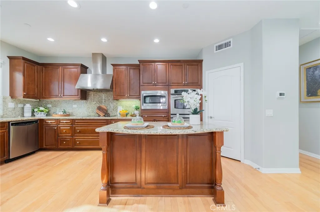54 Shadowplay, Irvine, California 92620 home-pic-13