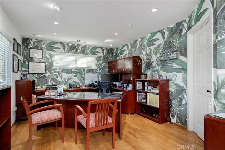 22319 Acorn, Chatsworth, California 91311