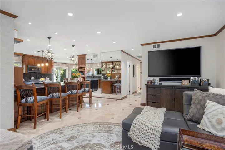 22319 Acorn, Chatsworth, California 91311