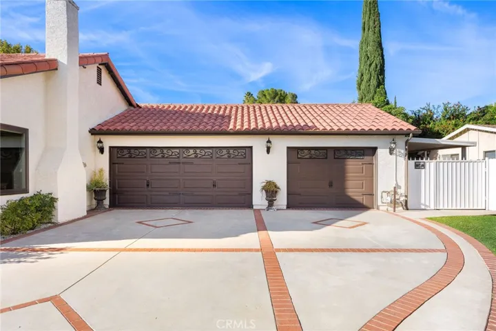 22319 Acorn, Chatsworth, California 91311