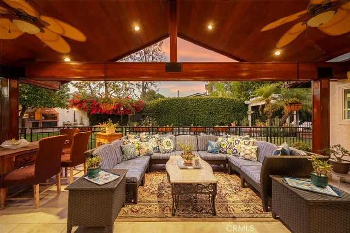 22319 Acorn, Chatsworth, California 91311