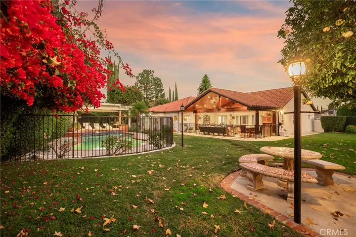 22319 Acorn, Chatsworth, California 91311