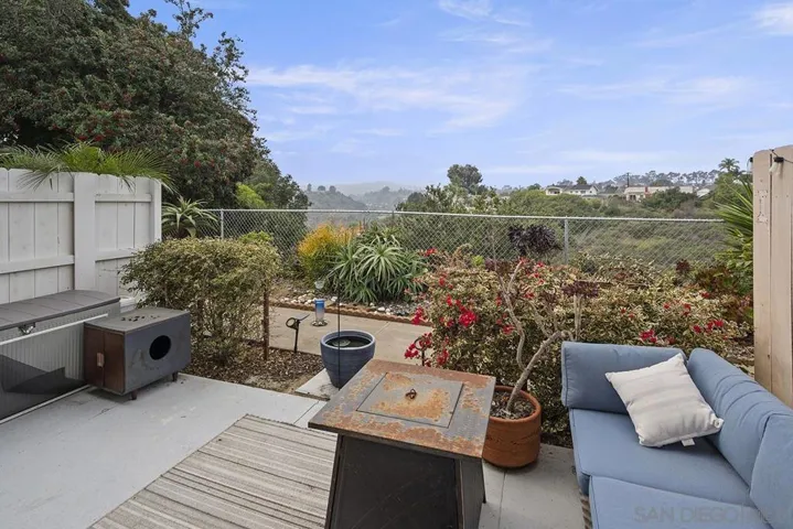 Patio with canyon views and sunsets