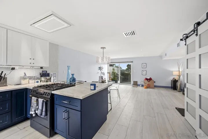 Kitchen was remodeled in 2021 with beautiful cabinetry,  quartzite counter tops, top of the line under cabinet system (Legrand Adorne Under-Cabinet Lighting and Power System), Bosch gas range, Faber vent hood)