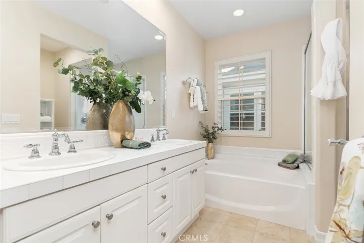 10 Azara, Ladera Ranch, California 92694