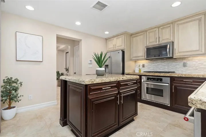 10 Azara, Ladera Ranch, California 92694