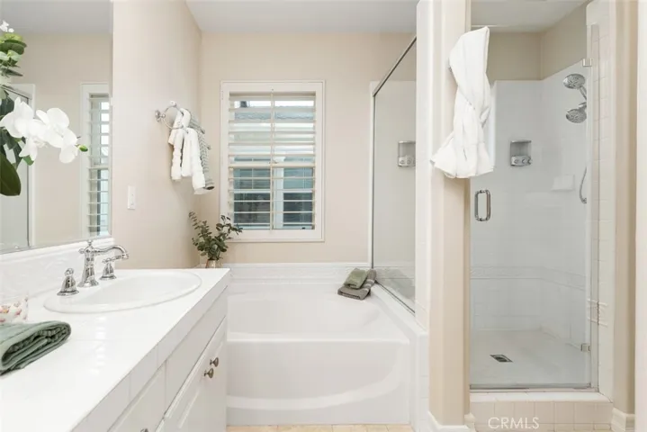 10 Azara, Ladera Ranch, California 92694