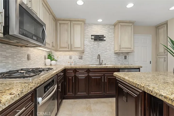10 Azara, Ladera Ranch, California 92694