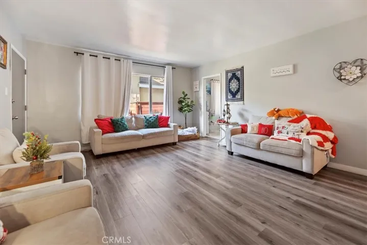 3213 Hill, Huntington Park, California 90255