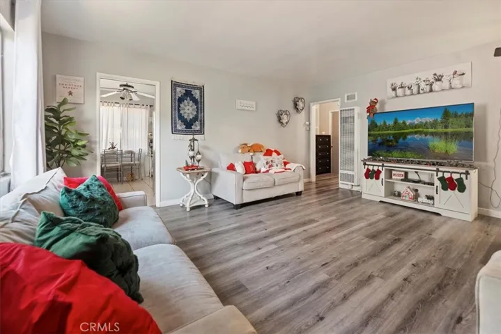3213 Hill, Huntington Park, California 90255