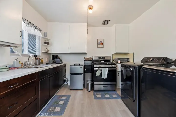 3213 Hill, Huntington Park, California 90255