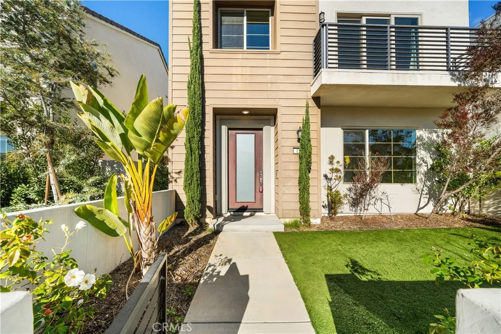 157 Scale, Irvine, California 92618 home-pic-3