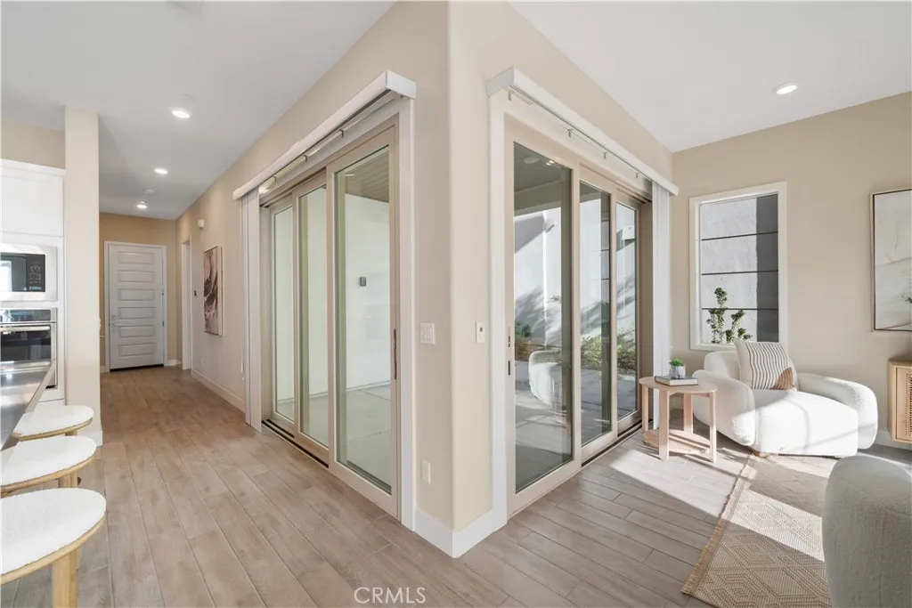 157 Scale, Irvine, California 92618 home-pic-21