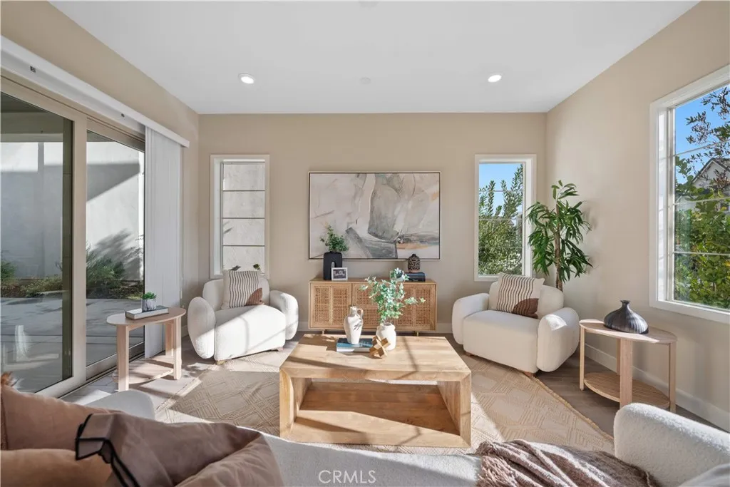 157 Scale, Irvine, California 92618 home-pic-11