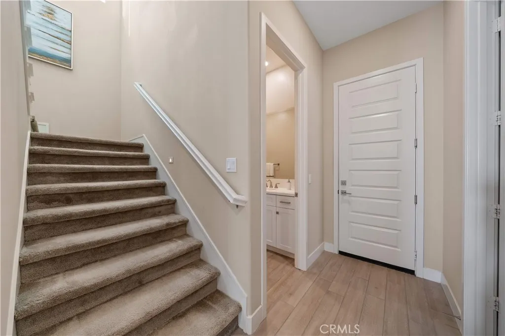 157 Scale, Irvine, California 92618 home-pic-33