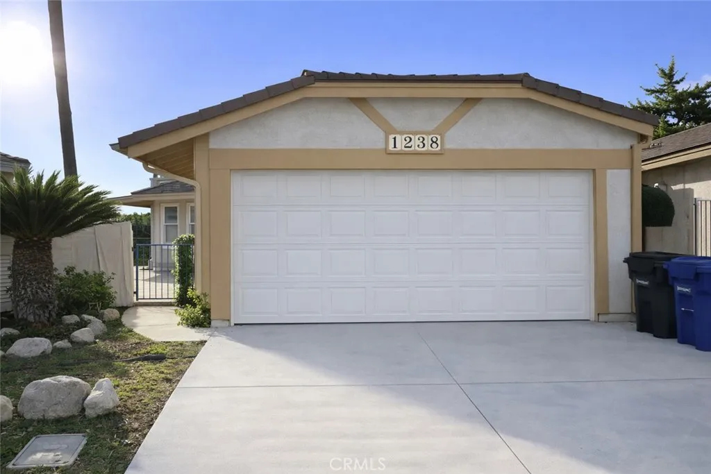 1238 Fairway, Upland, California 91784 home-pic-1