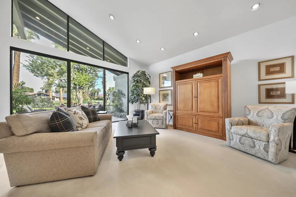244 Running Springs Drive, Palm Desert, California 92211 home-pic-10