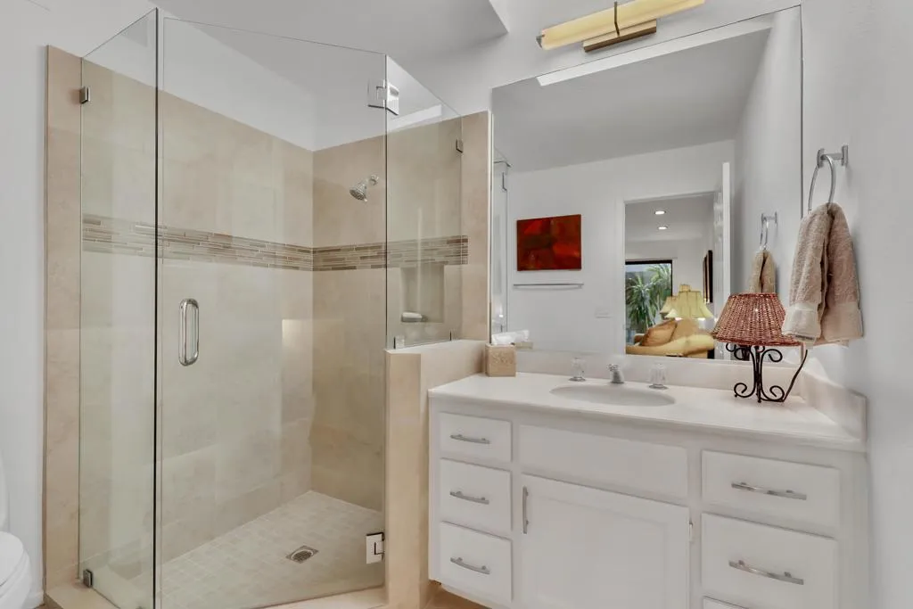 244 Running Springs Drive, Palm Desert, California 92211 home-pic-25