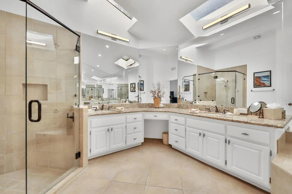 244 Running Springs Drive, Palm Desert, California 92211 home-pic-30