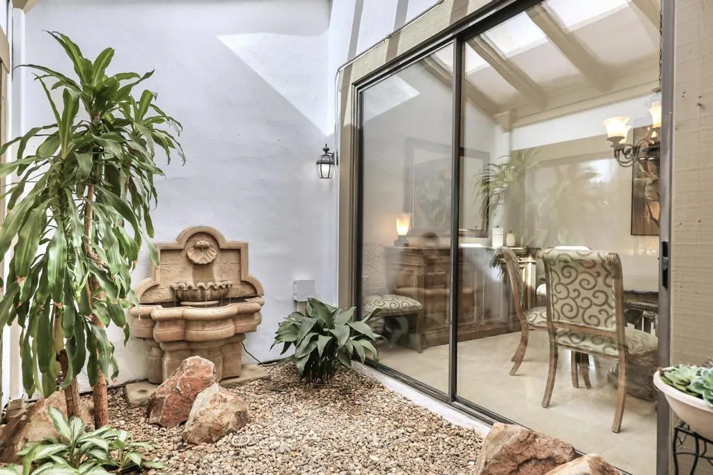 244 Running Springs Drive, Palm Desert, California 92211 home-pic-20