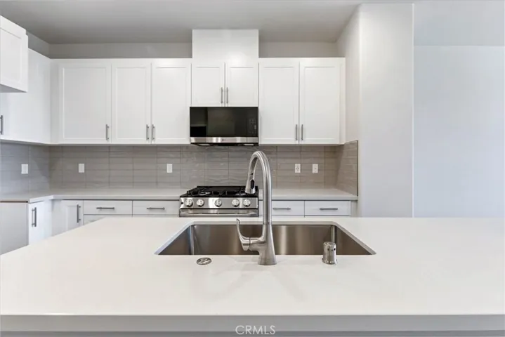 9810 Crossbay Loop 2503, Jurupa Valley, California 92509