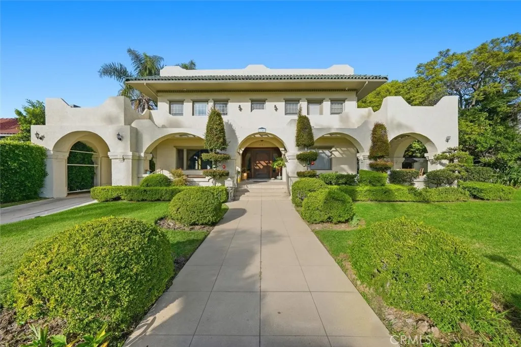 3741 W 27th, Los Angeles, California 90018 home-pic-42