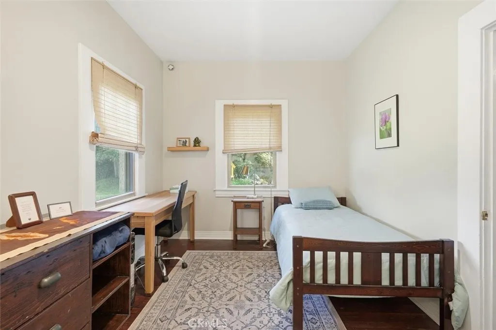 3741 W 27th, Los Angeles, California 90018 home-pic-19