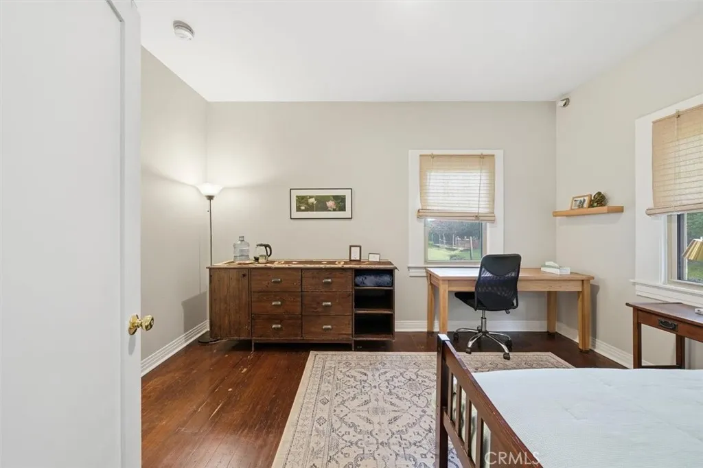 3741 W 27th, Los Angeles, California 90018 home-pic-21