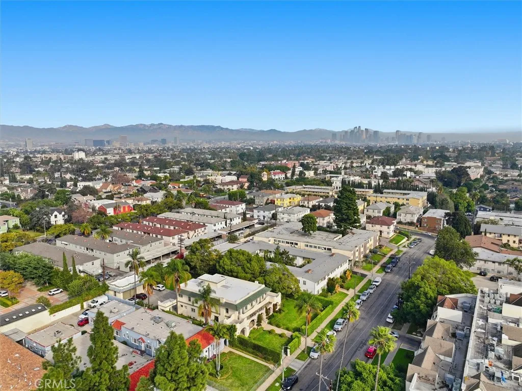 3741 W 27th, Los Angeles, California 90018 home-pic-41