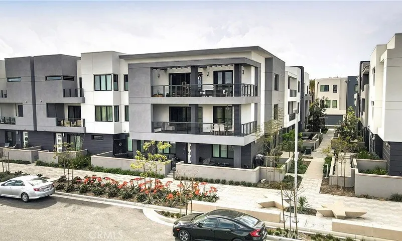 16289 Dawn Way #208, Tustin, California 92782